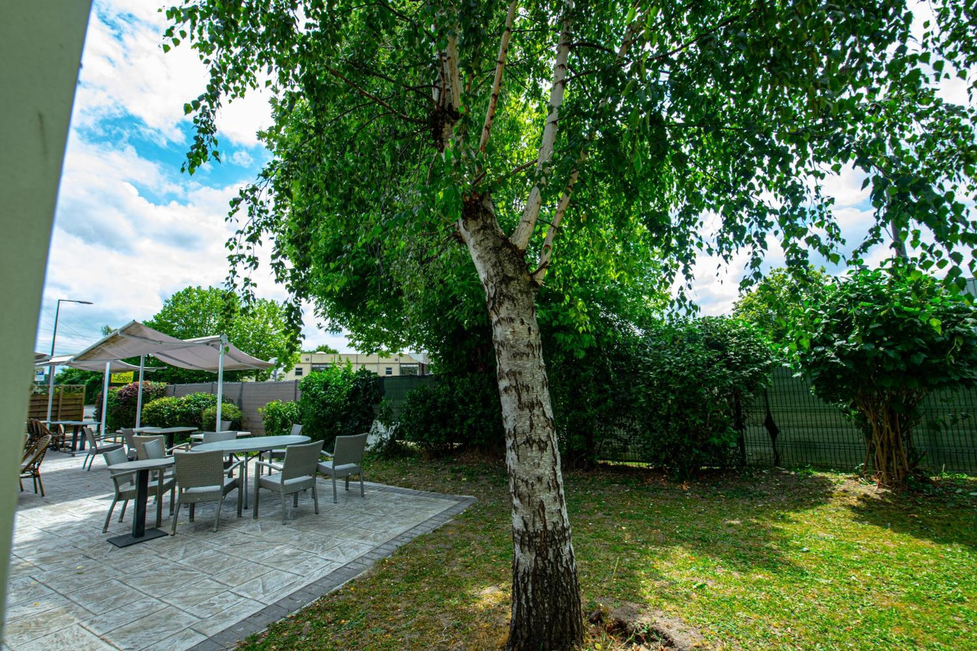 Logis Hotel - Le Relais Du Parisis Villeparisis Eksteriør bilde