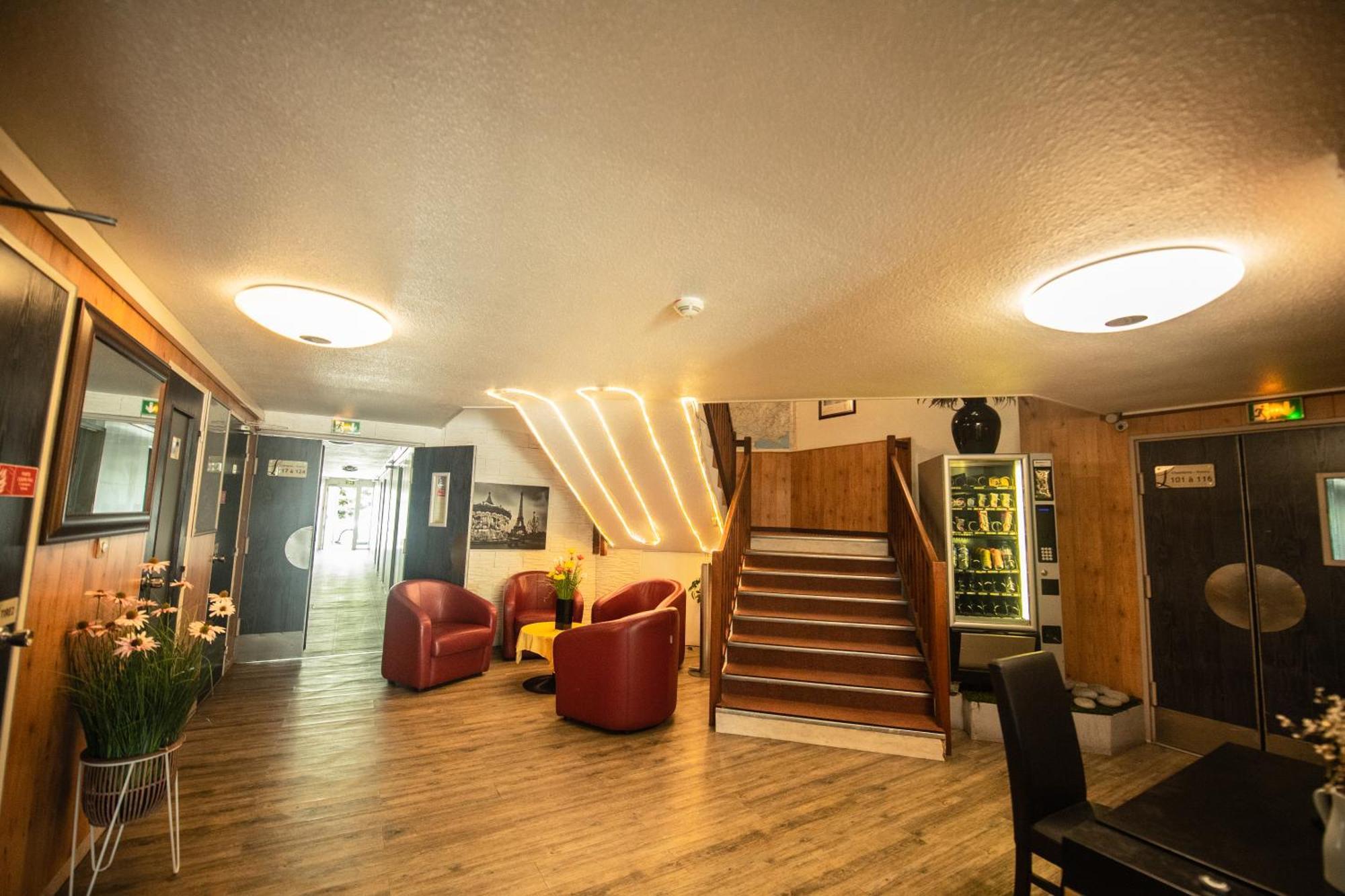 Logis Hotel - Le Relais Du Parisis Villeparisis Eksteriør bilde
