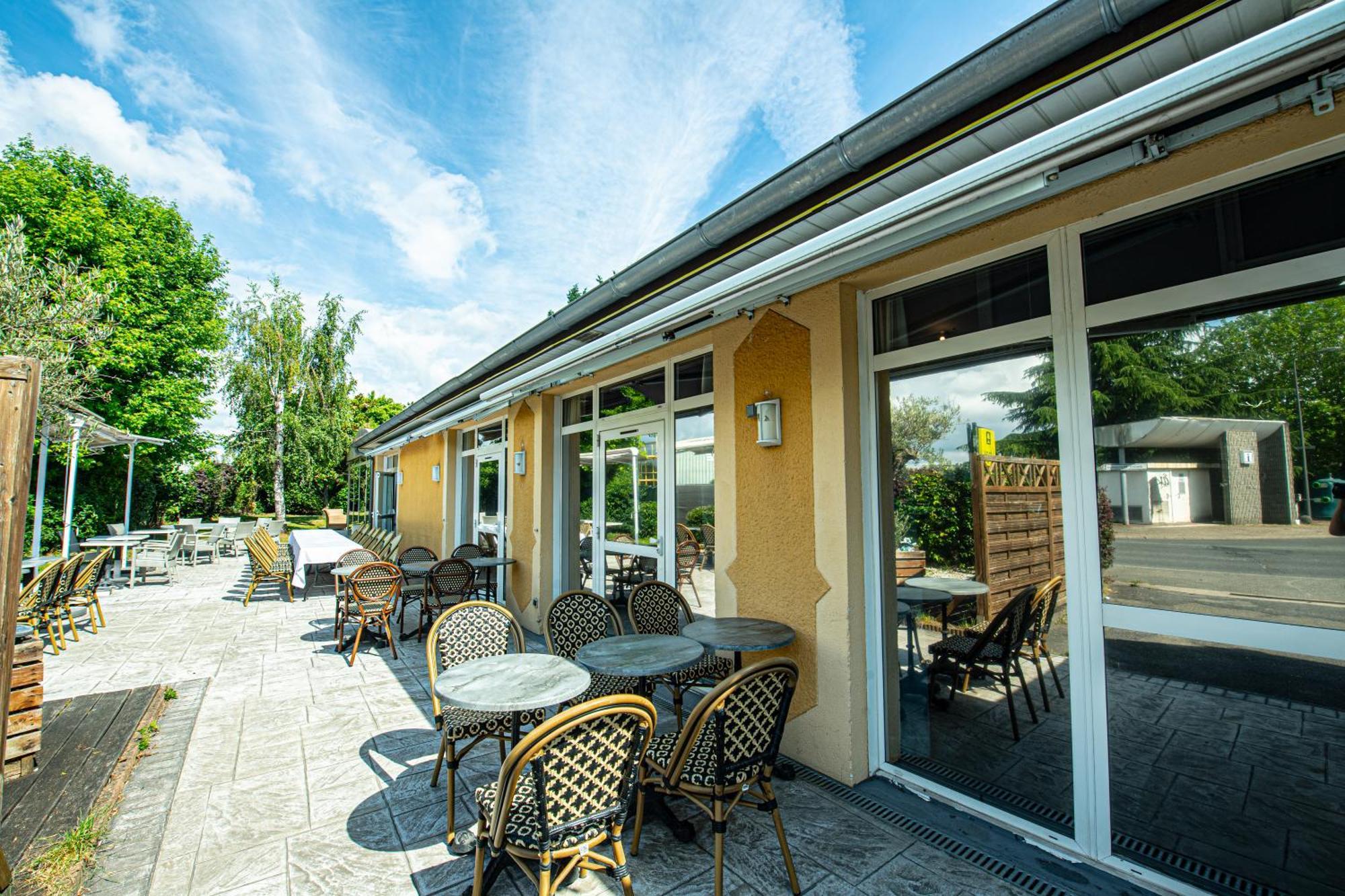 Logis Hotel - Le Relais Du Parisis Villeparisis Eksteriør bilde